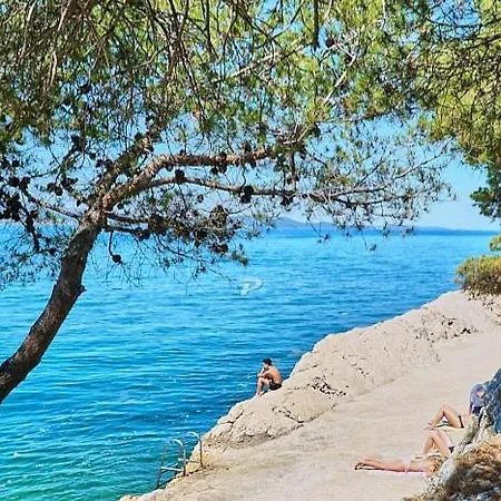 Bajlo With Three Bedrooms Villa *