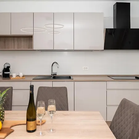 Bajlo With Three Bedrooms