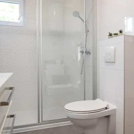 Bajlo With Three Bedrooms Villa
