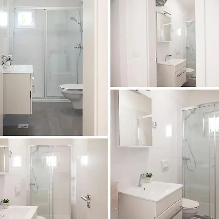 Bajlo With Three Bedrooms * Zara
