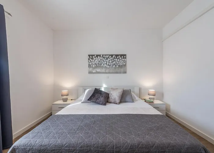 Bajlo With Three Bedrooms Vila