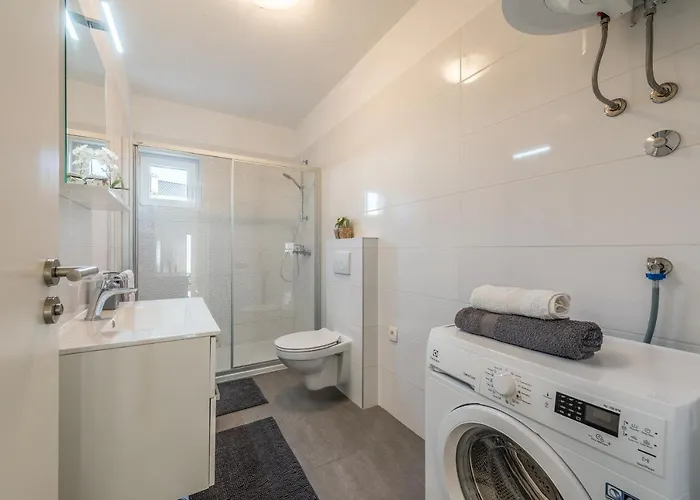 Bajlo With Three Bedrooms Vila