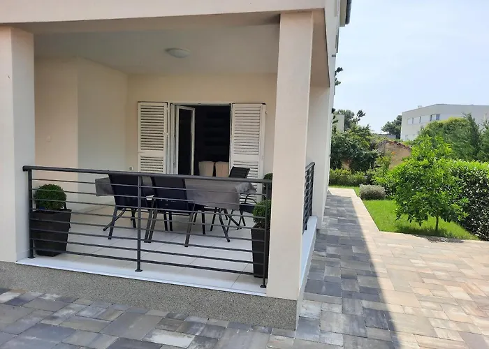 Vila Bajlo With Three Bedrooms Zadar